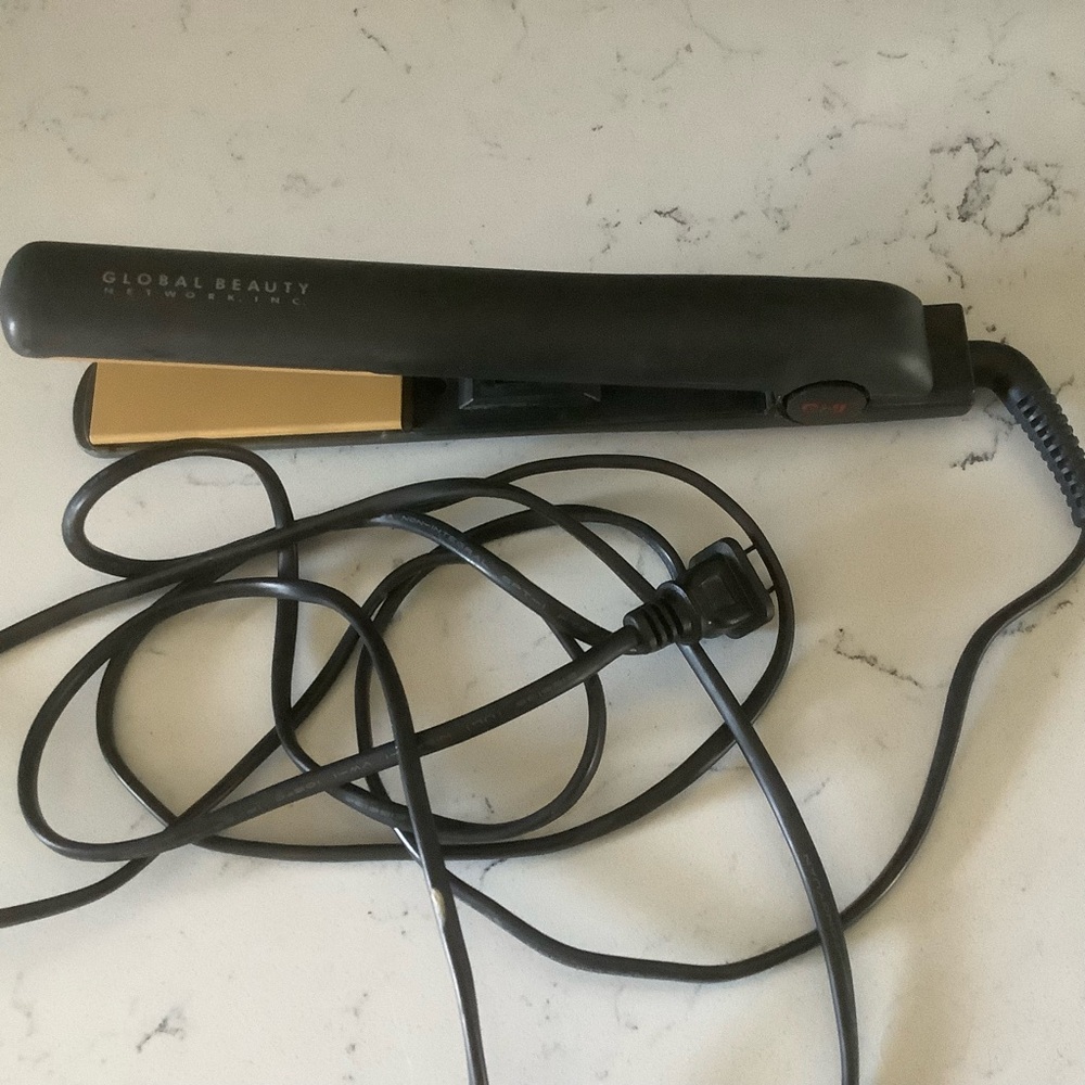 Chi Farouk system Model GF1001 ceramic straightener hairstyling flat iron 1”